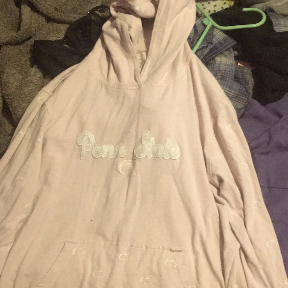 im selling a penn state hoodie pink brand is 58 sports and its a large